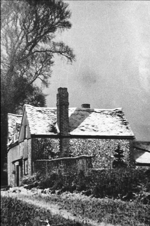 Gable End, Spurgrove, Frieth, c1900 - From Joan Barksfield's collection